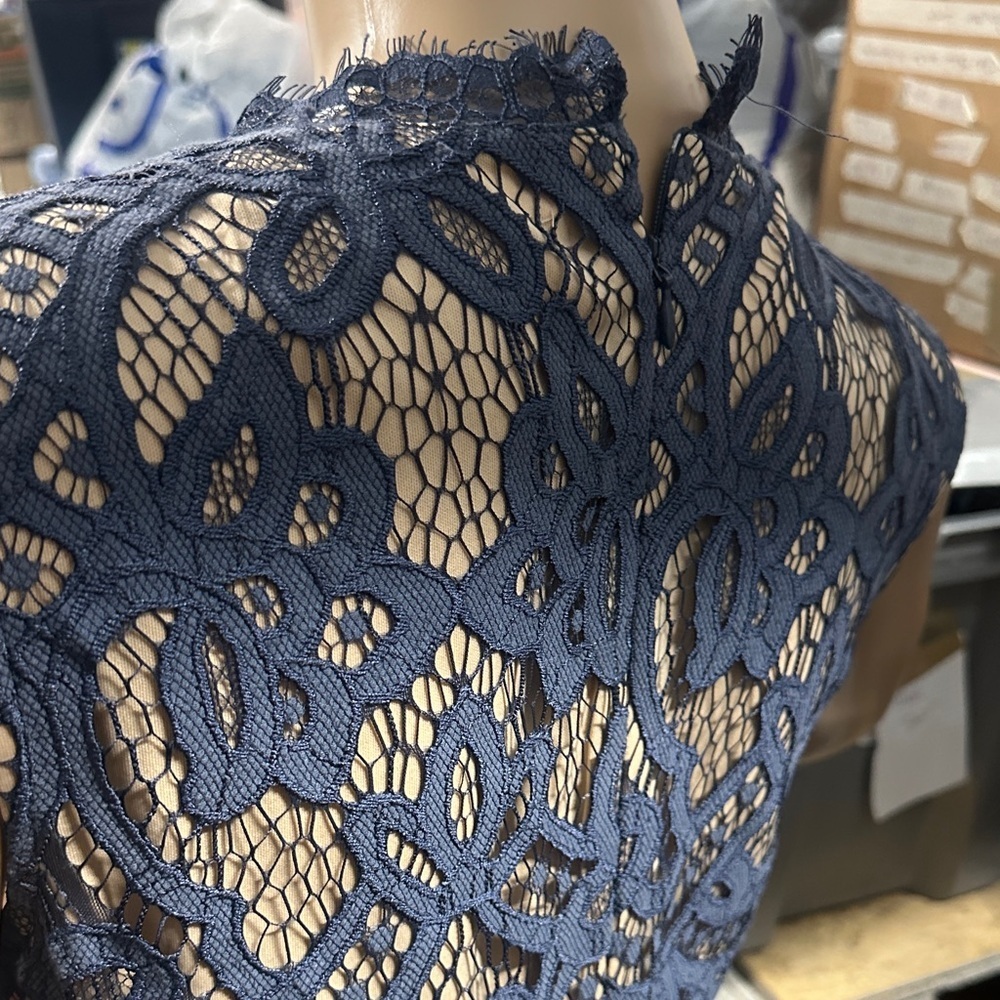 Miami Navy sleeveless Lace Midi Dress small?? - Picture 5 of 7